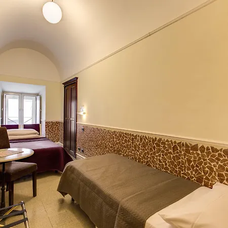 Matisse Royal לינה וארוחת בוקר 4*
