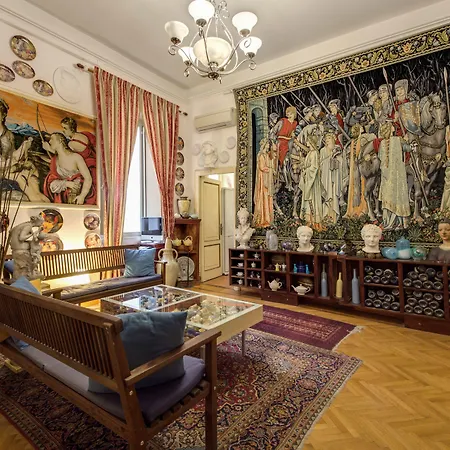 Matisse Royal Bed and Breakfast 4*