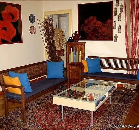 Matisse Royal